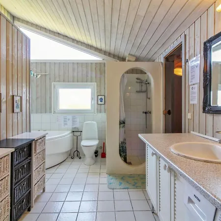 Holiday Apelone - 800m From The Sea In Nw Jutland By Interhome * Hjørring