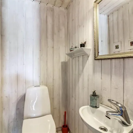 Holiday Apelone - 800m From The Sea In Nw Jutland By Interhome