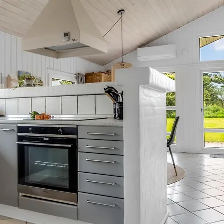 Casa de Férias Apelone - 800m From The Sea By Interhome Hjørring